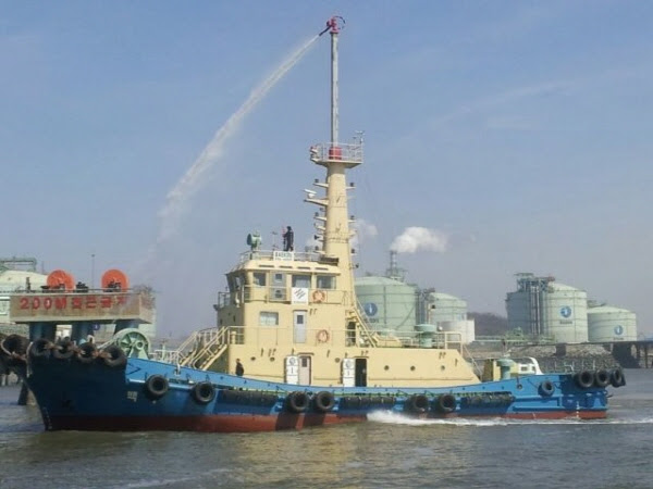 Harbor-Tugs-for-Sale asd tug for sale sku 04092015 ved027 0758 categories asd harbour tugs ...